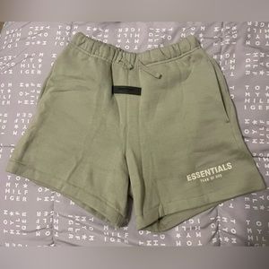 Essentials Shorts